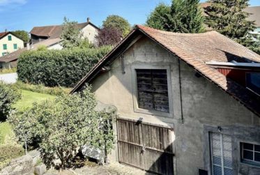 A vendre grange à rénover à moins de 15 minutes d'Yverdon