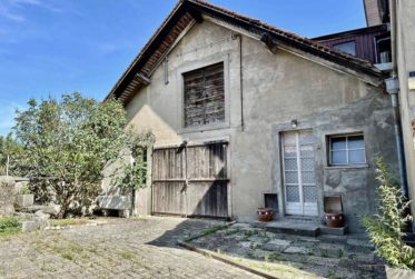 A vendre grange à rénover à moins de 15 minutes d'Yverdon